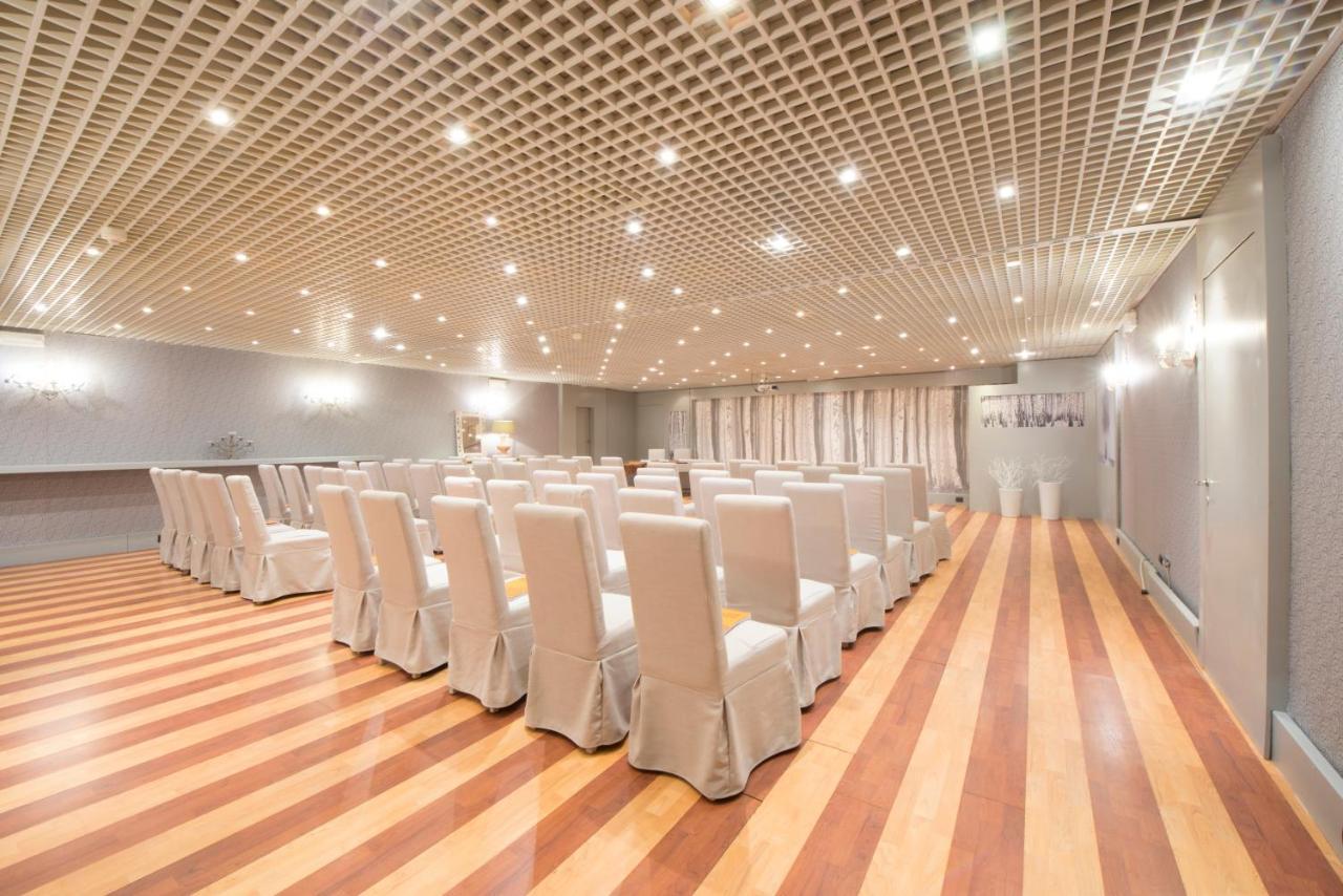 Grand Royal E Golf Hotel
